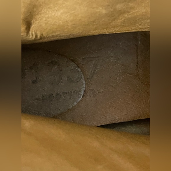 Madewell 1937 Footwear Taupe Tan Suede Ankle Booties Size 9.5 - Picture 12 of 12